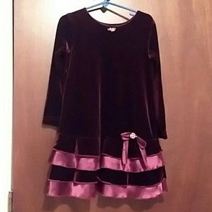 Girls dress